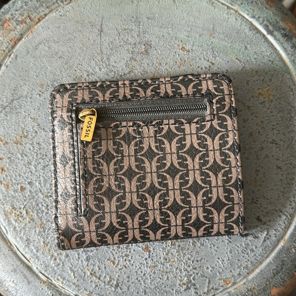 Fossil Wallet - Picture 2 of 3